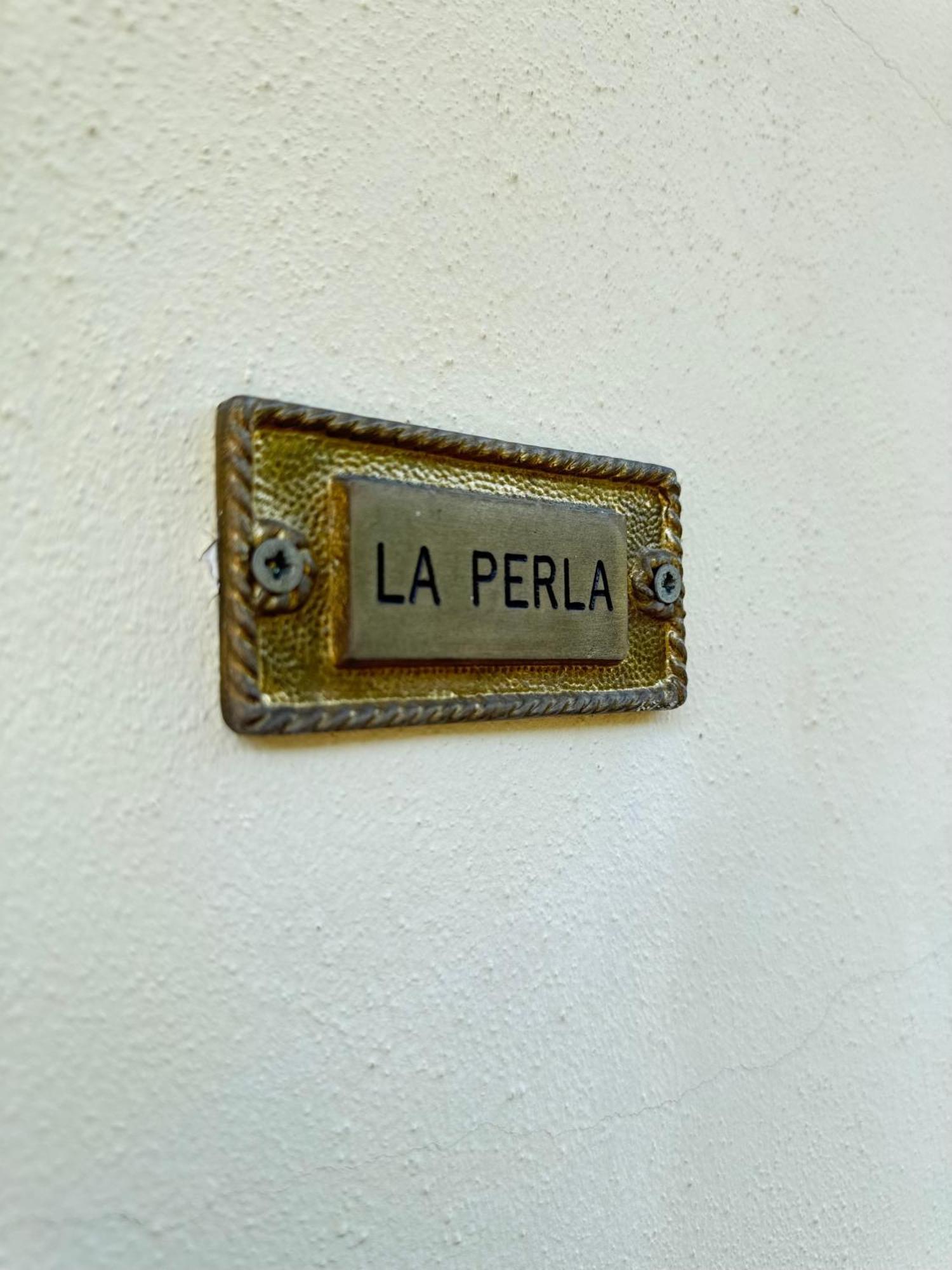 Appartamento La Perla Torri Del Benaco Exterior photo